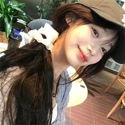 恋爱中的蝎子封面